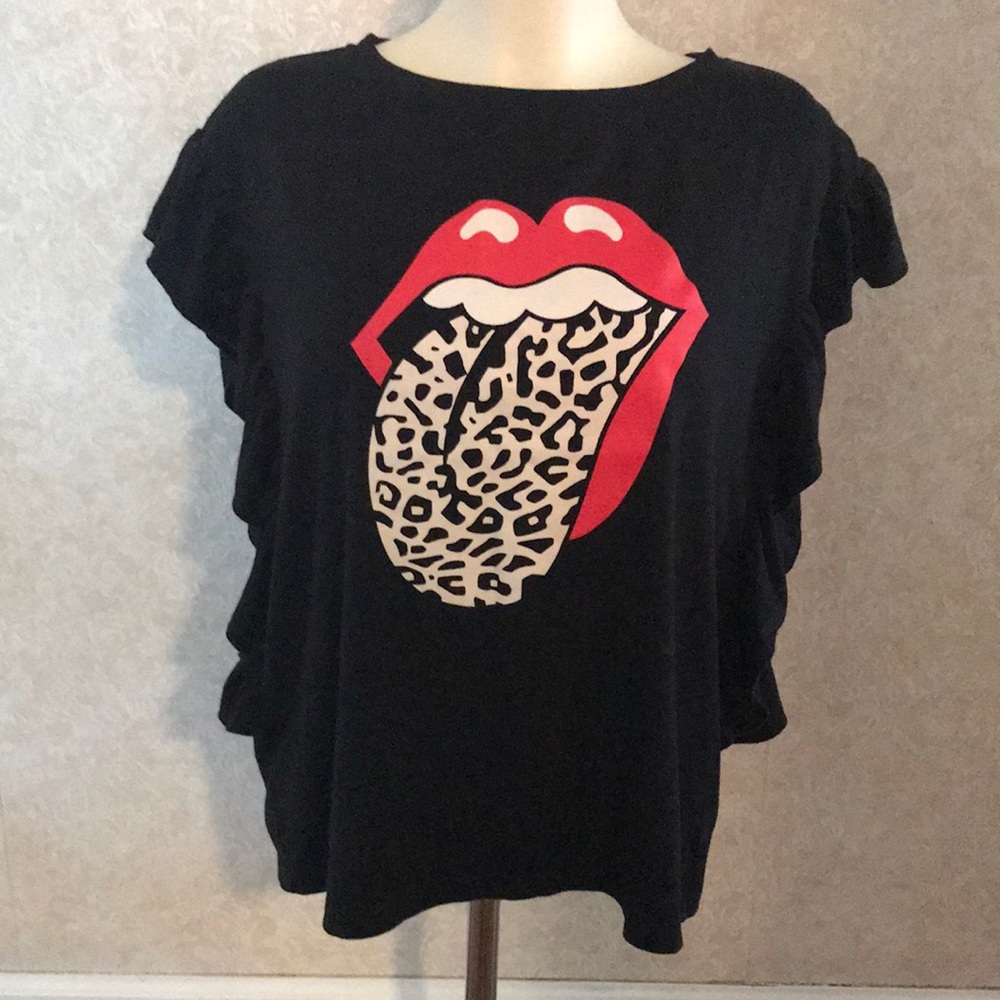 Rolling stone tongue top